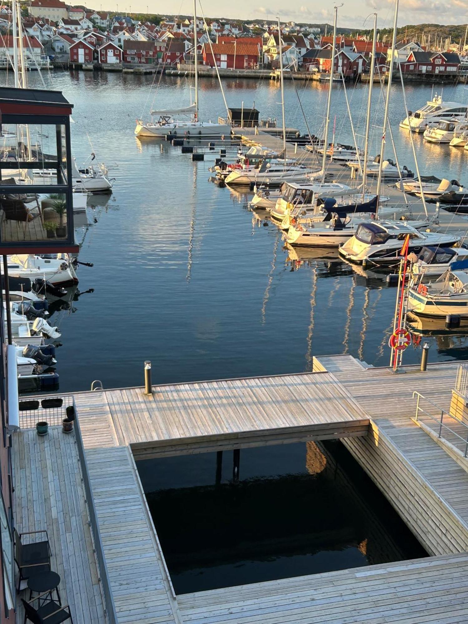 Ferienwohnung Pa Bryggan Skärhamn Exterior foto
